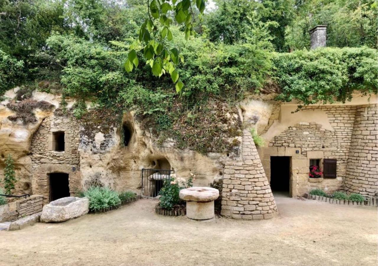 Les Logis Du Forgeron, Gites De Groupe Entre Loire & Vignes Saint-Jean-des-Mauvrets Εξωτερικό φωτογραφία
